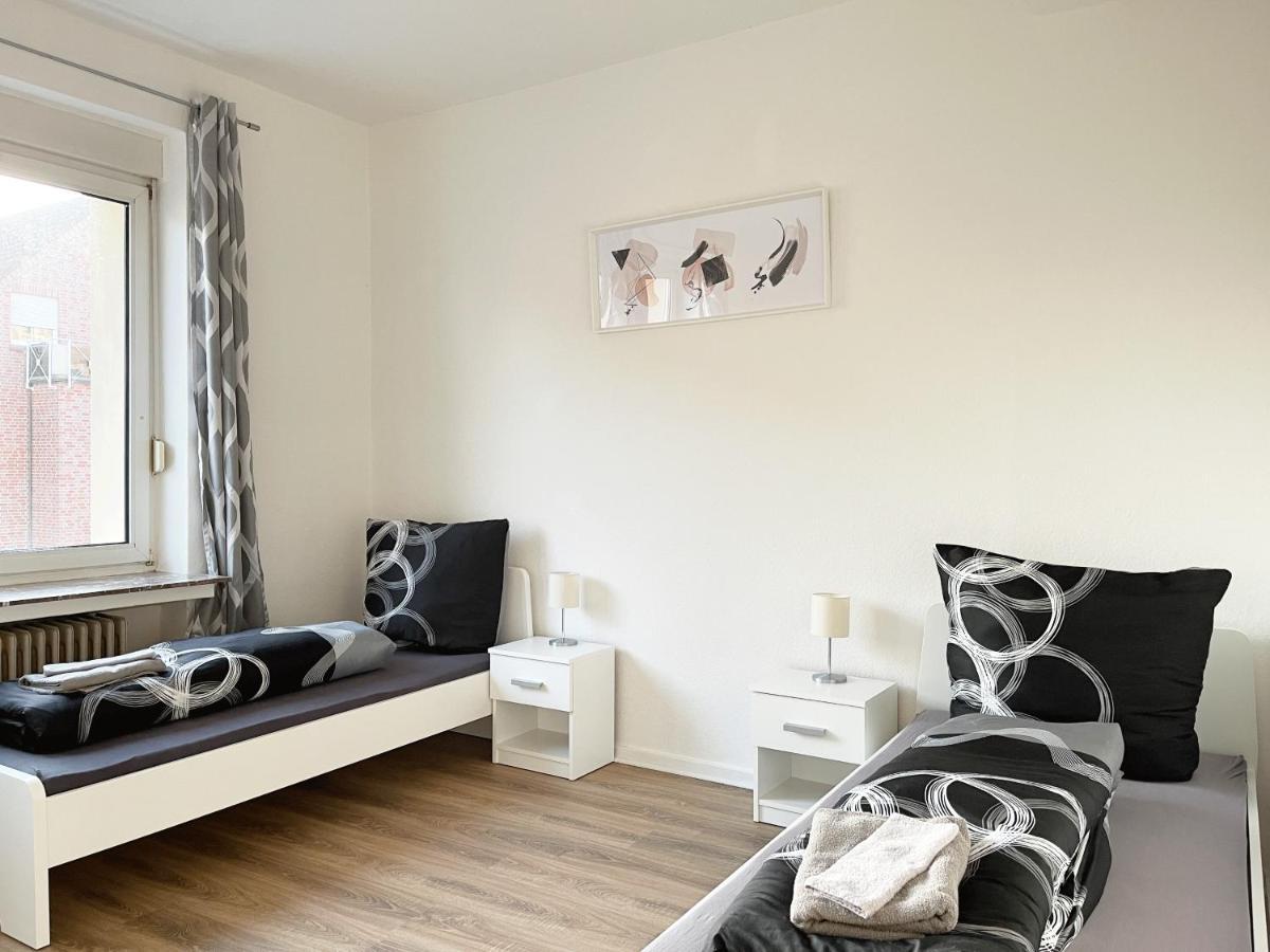 For Fitters I Schuetzenstr 4-12 Apartment *
