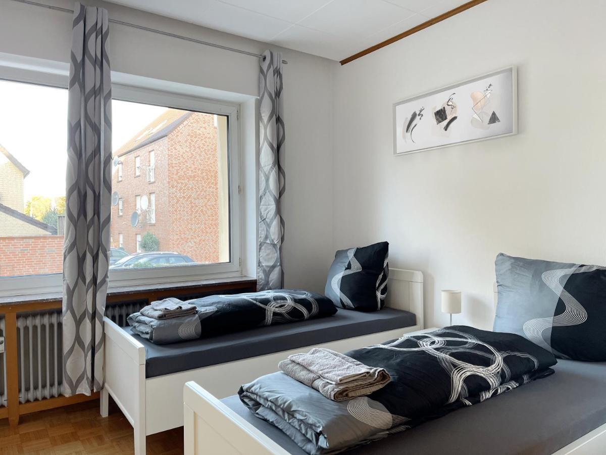 For Fitters I Schuetzenstr 4-12 Apartment *